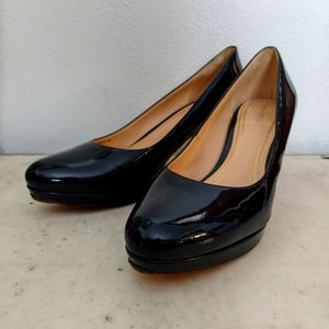Navy Cole Haan Patent Leather pumps with Nike Air soles, size 9B
